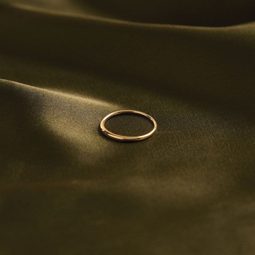 Zoe Ring - 9k Solid Gold