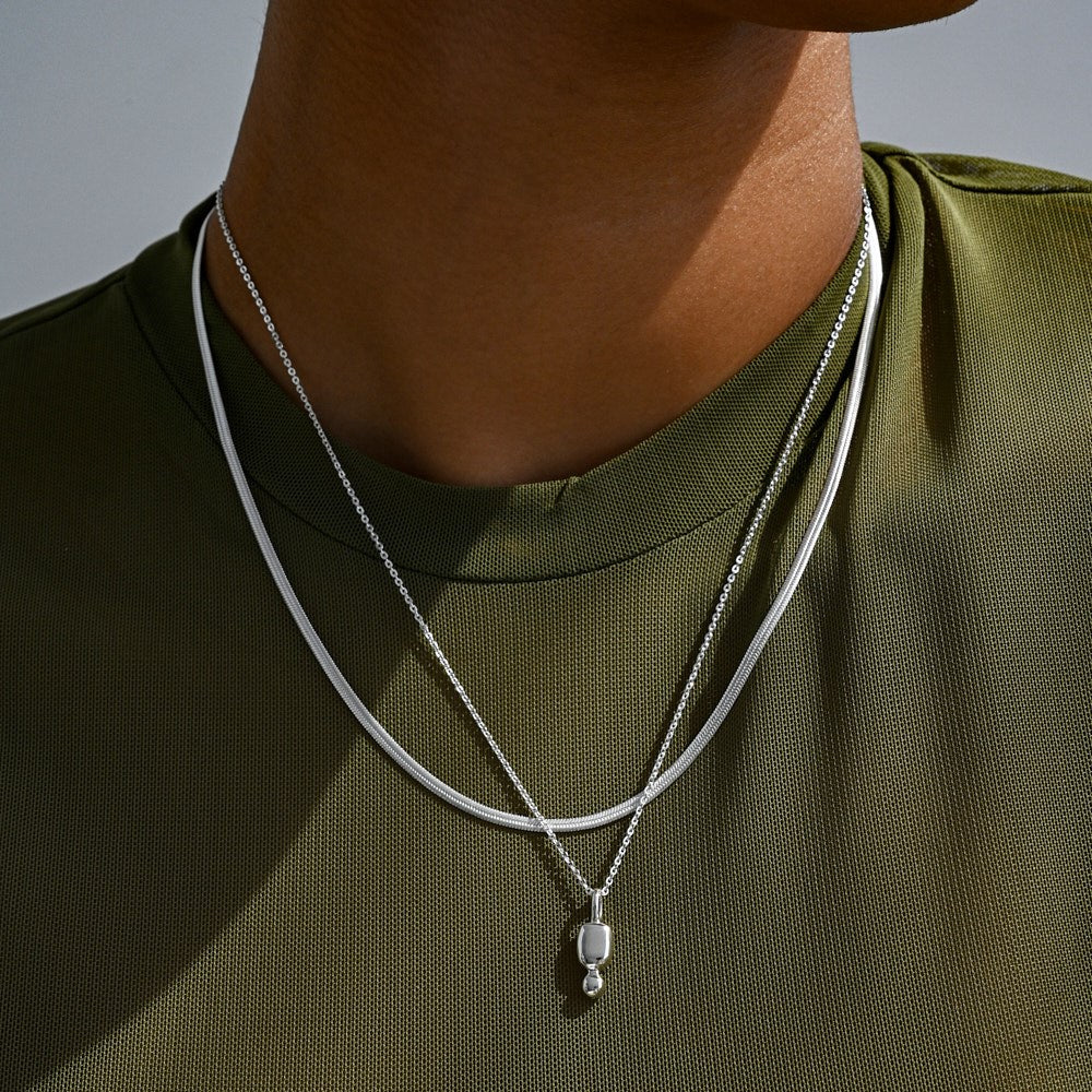 Verge Necklace