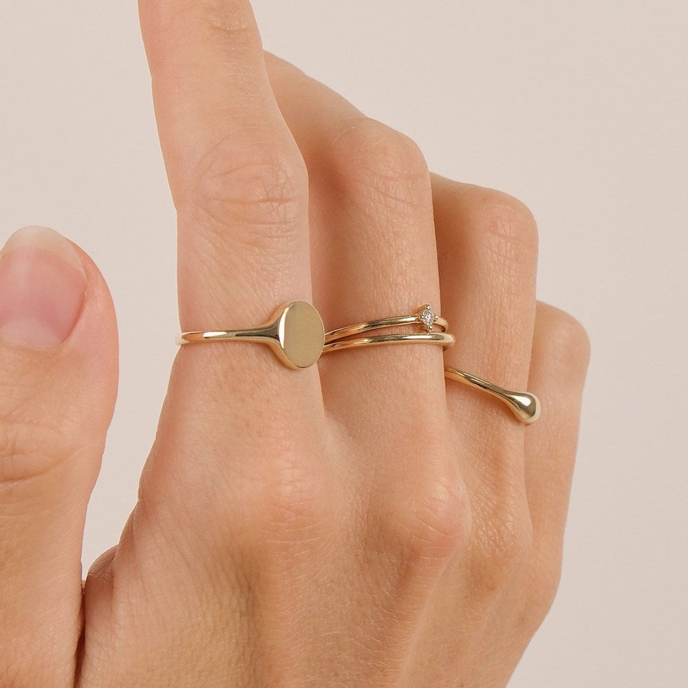 Signet Ring - 9k Solid Gold