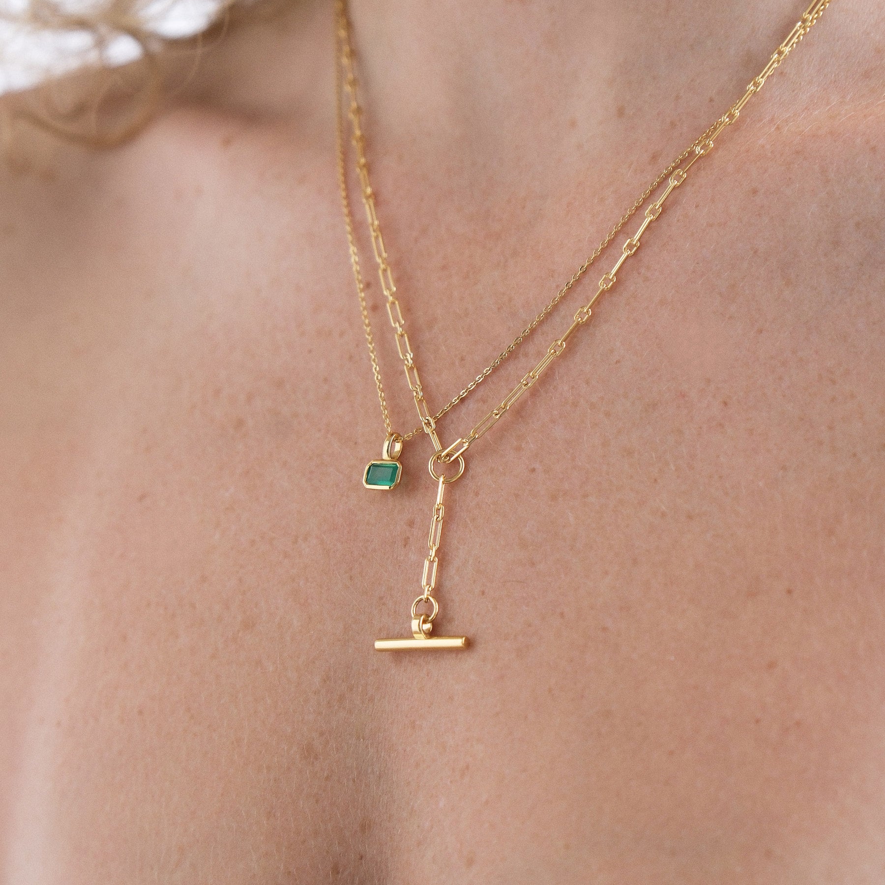 Requisite T-Bar Necklace