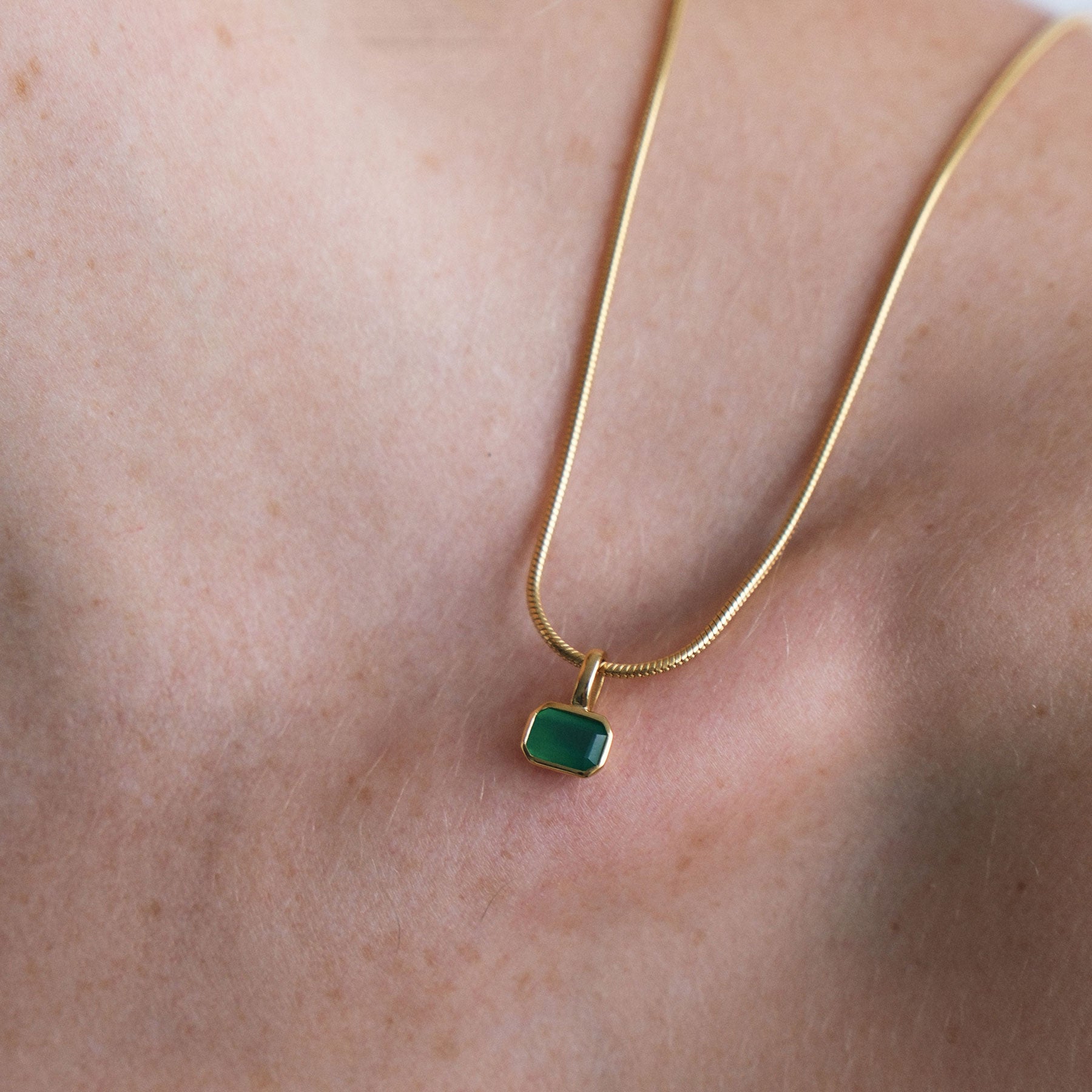 Gemme Snake Chain Necklace - Green Onyx